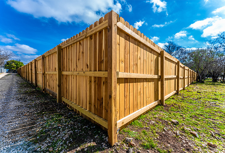 fence builder